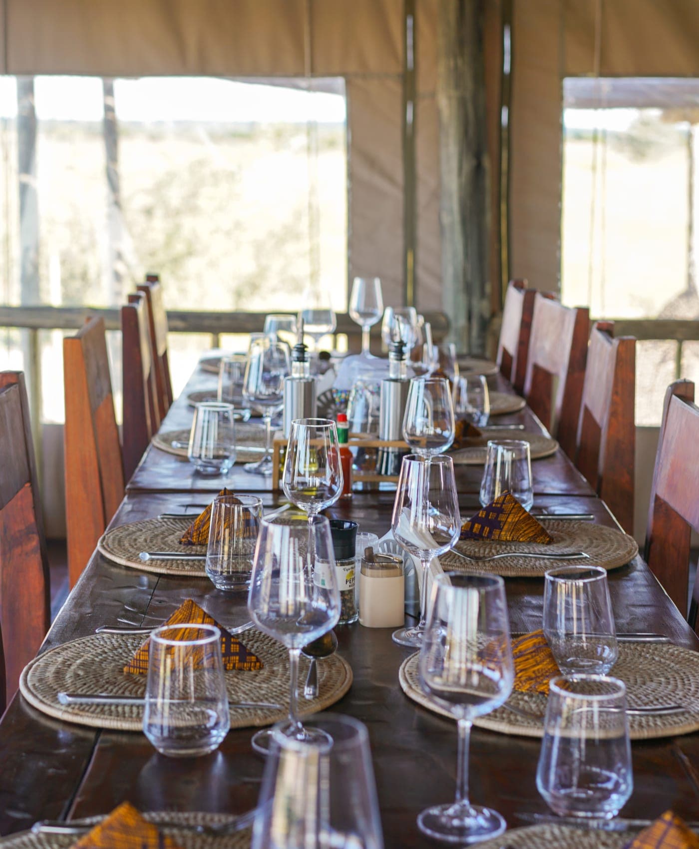 Dinner table in the main area
